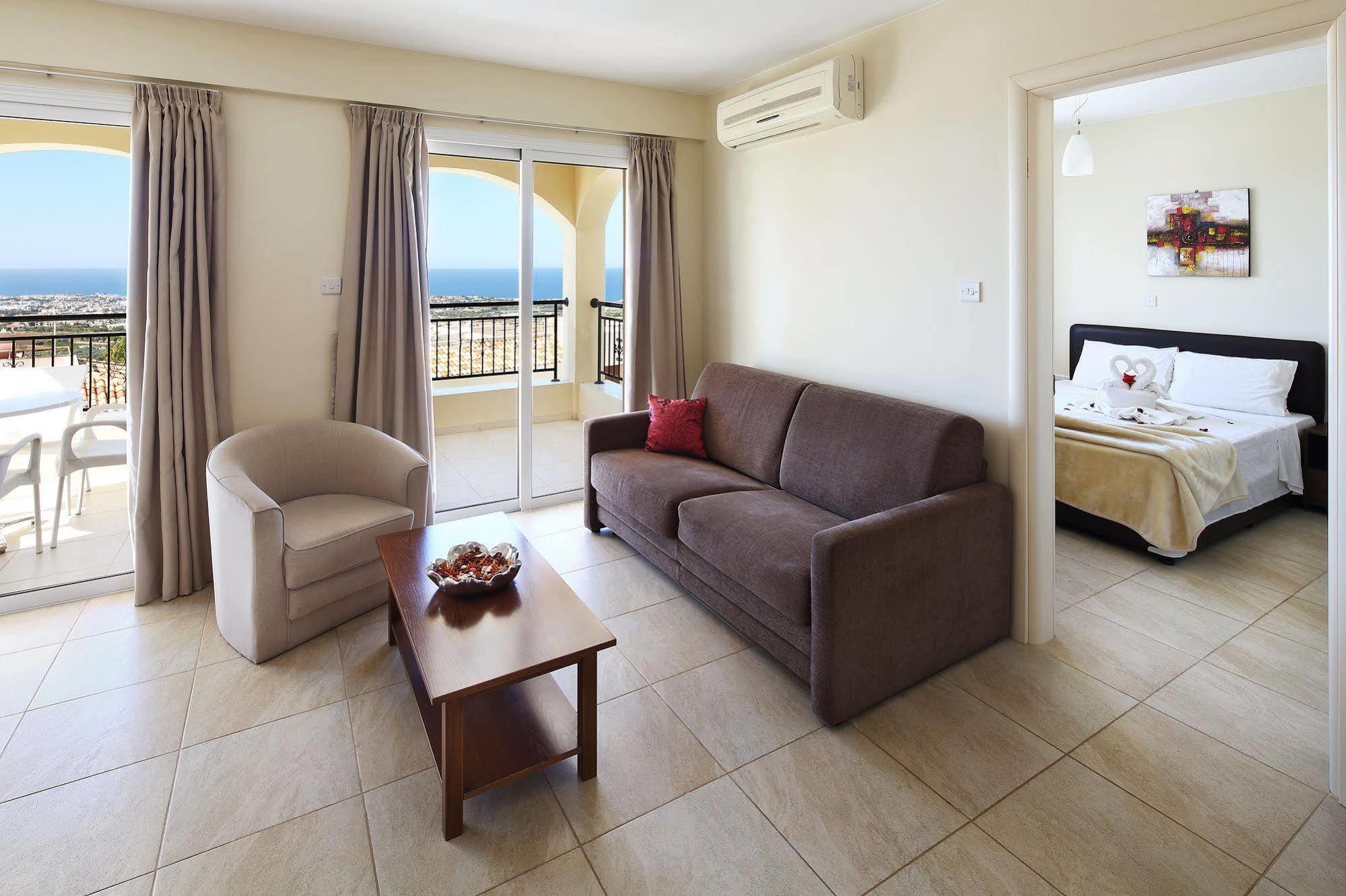 Aparthotel Club St. George (Adults Only) Trimitusa Exterior foto